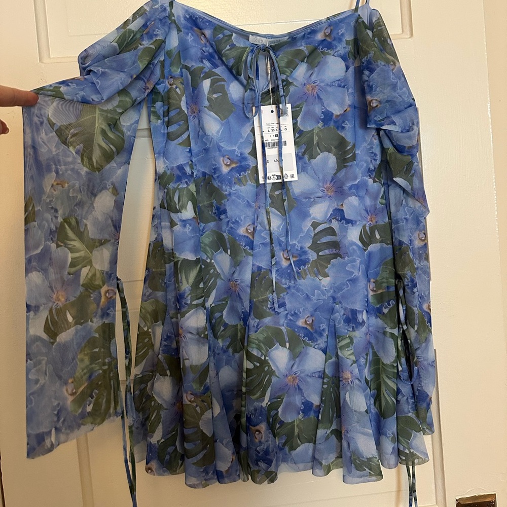 NWT Zara Strappy Off The Shoulder Blue and Green Floral Mini Dress Size Large